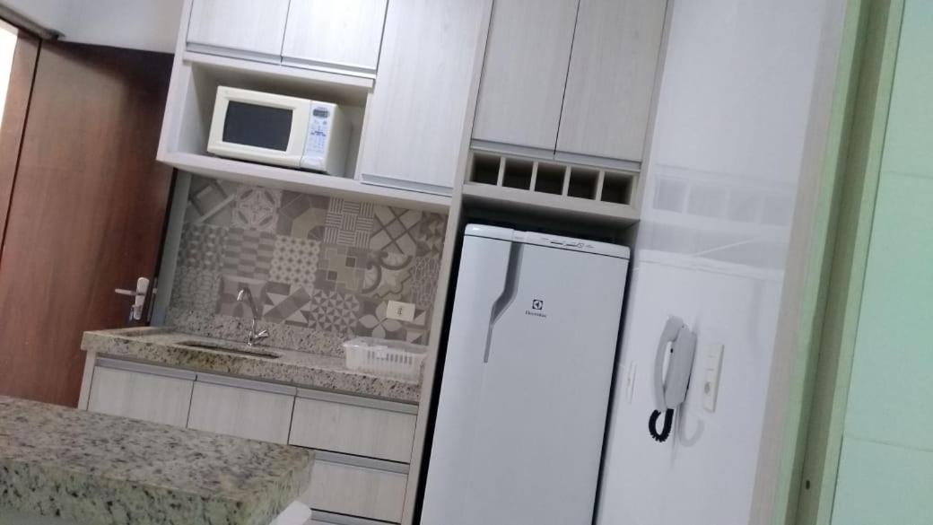 Apto06 Completo Otima Localizacao Uem Novo Centro 마링가 외부 사진